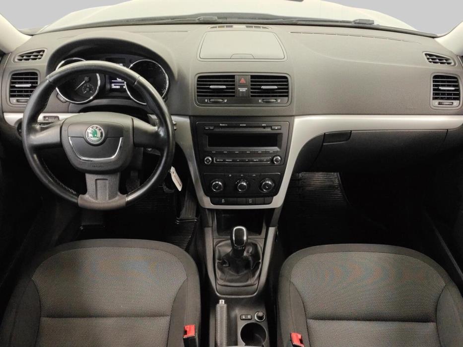 SKODA Yeti 2012