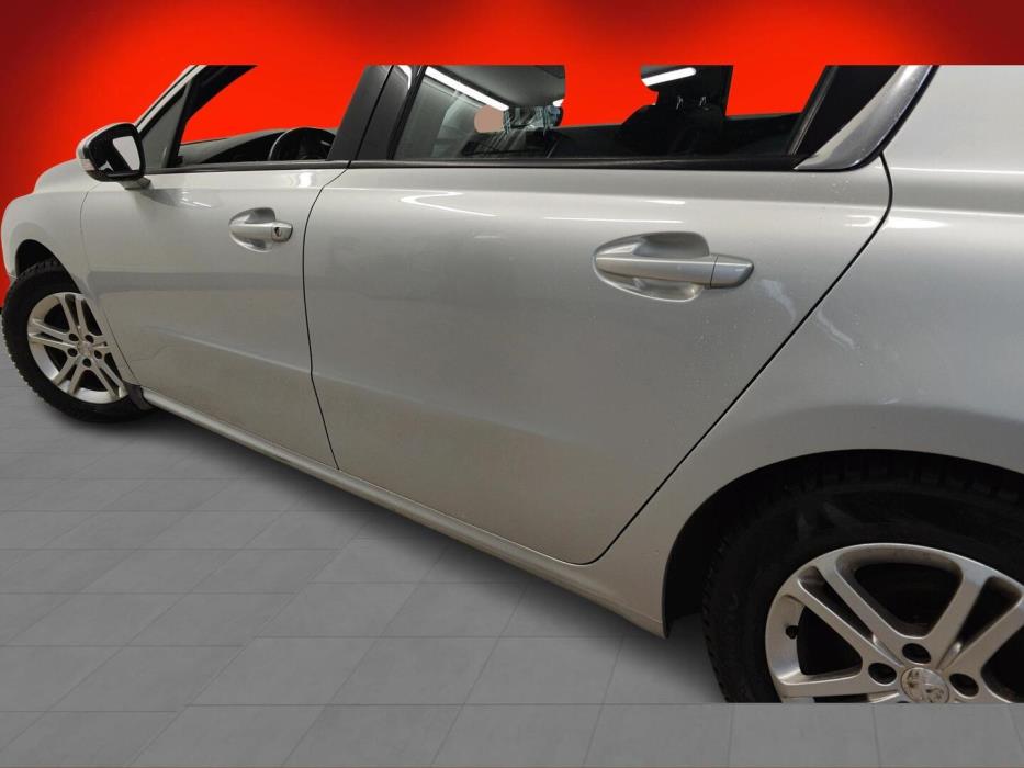 PEUGEOT 508 2012
