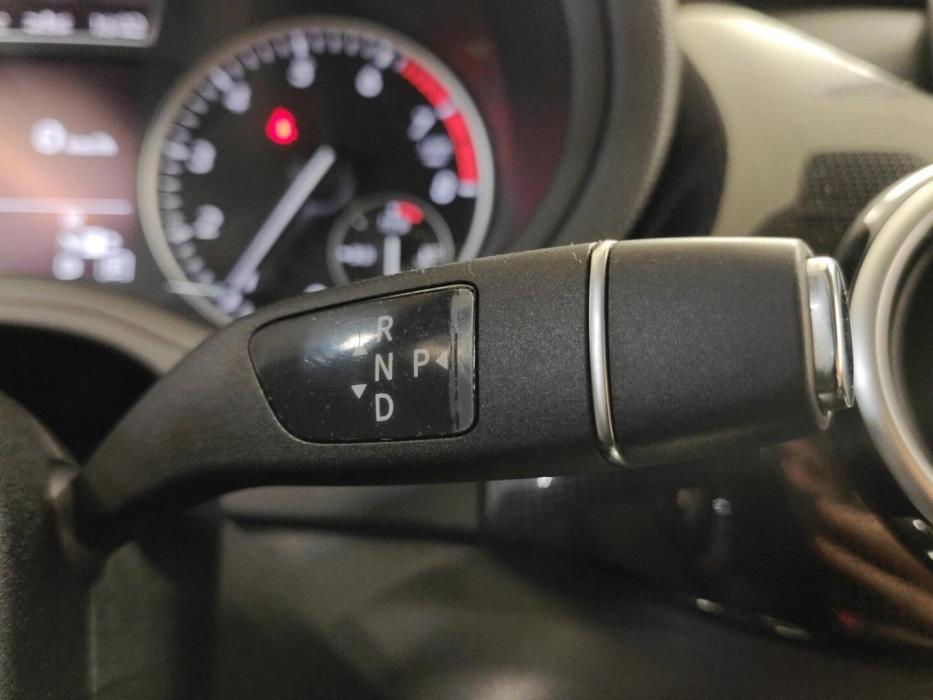 MERCEDES-BENZ B 2013