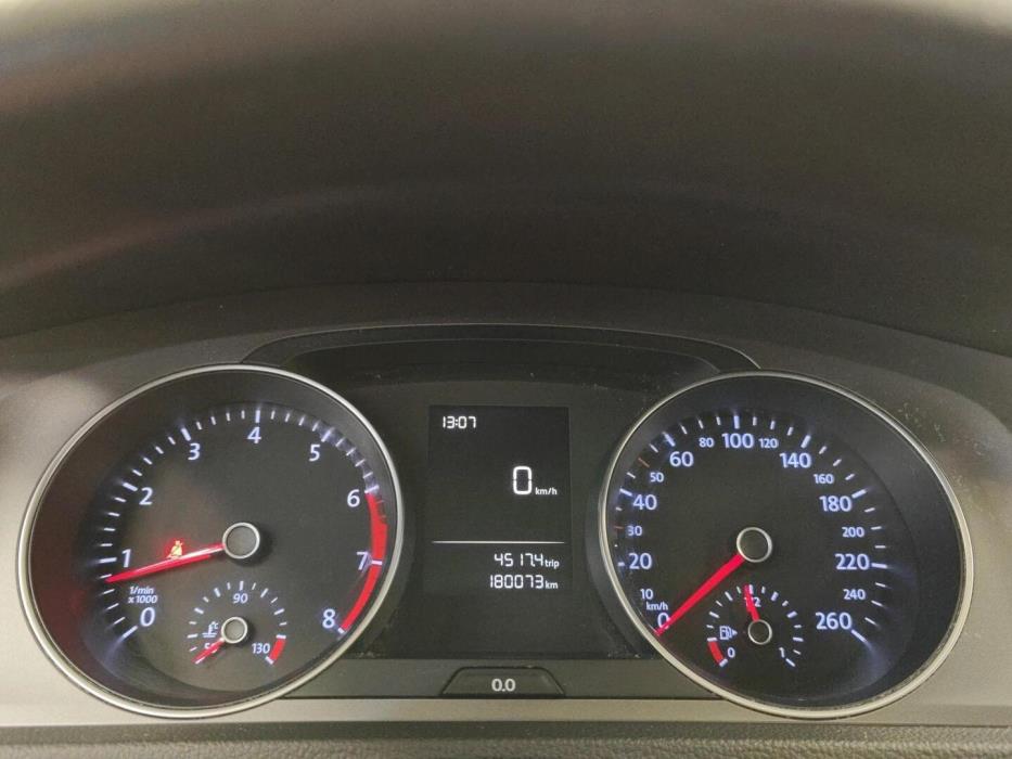 VOLKSWAGEN Golf 2013