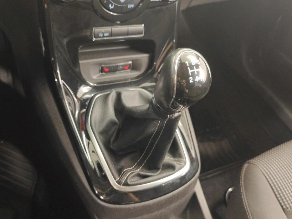 FORD Fiesta 2016