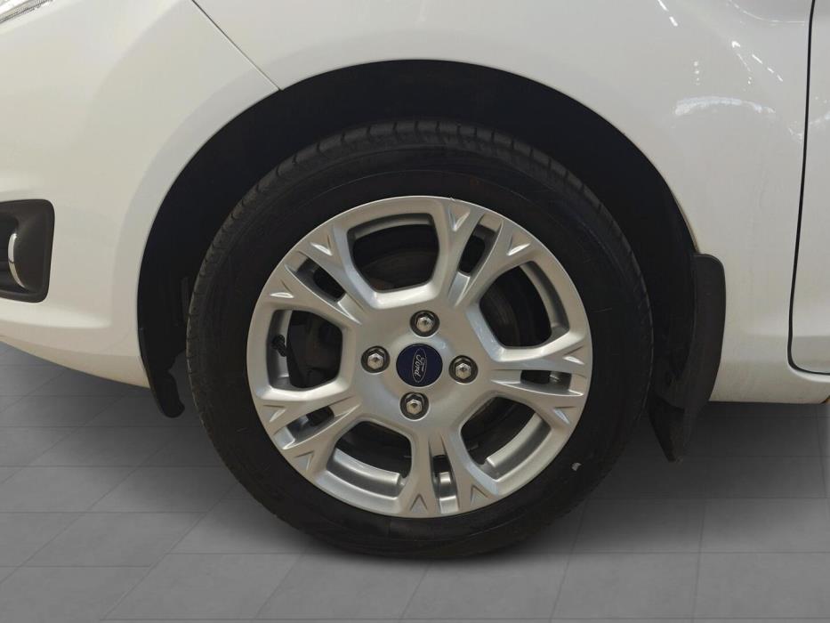 FORD Fiesta 2016