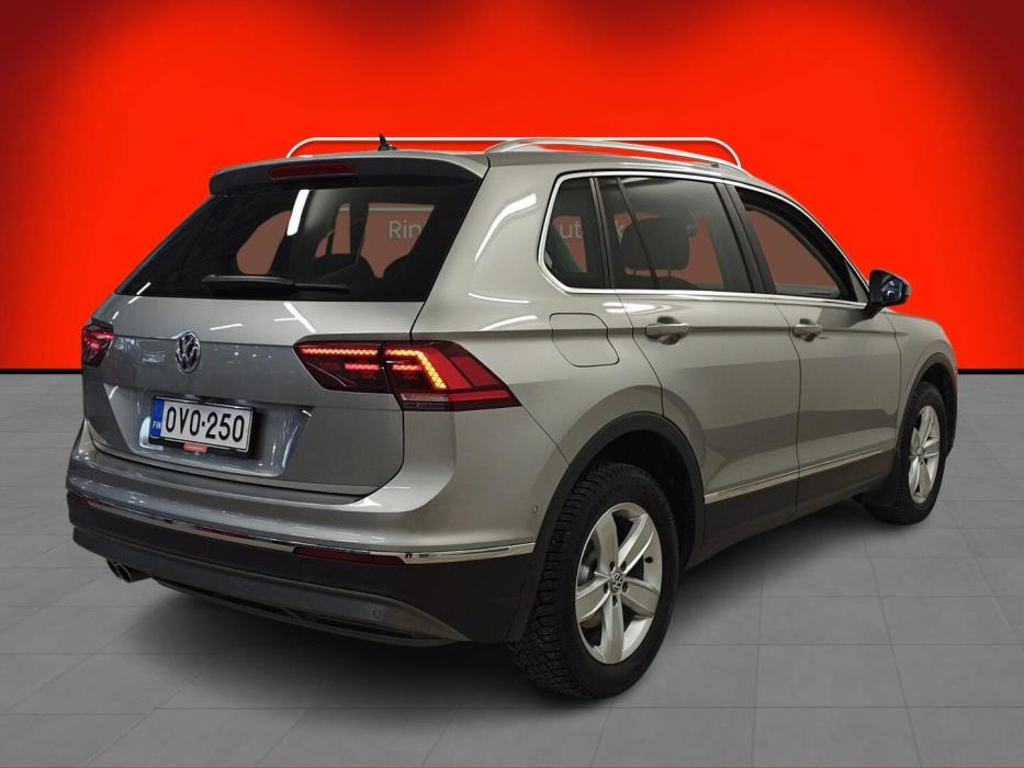 VOLKSWAGEN Tiguan 2017