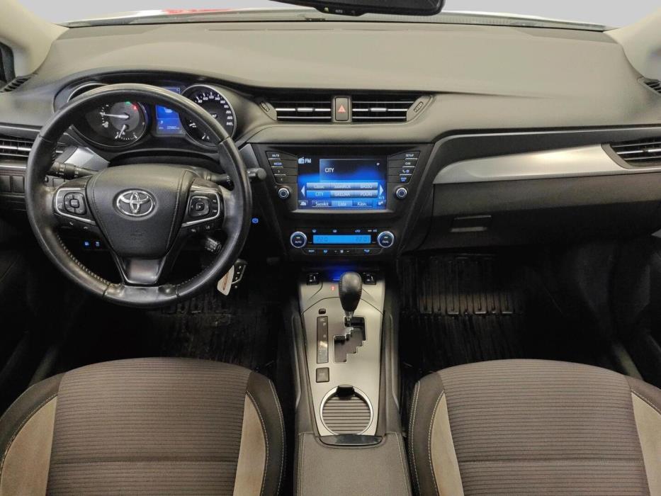 TOYOTA Avensis 2018