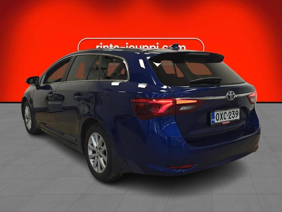 TOYOTA Avensis 2018