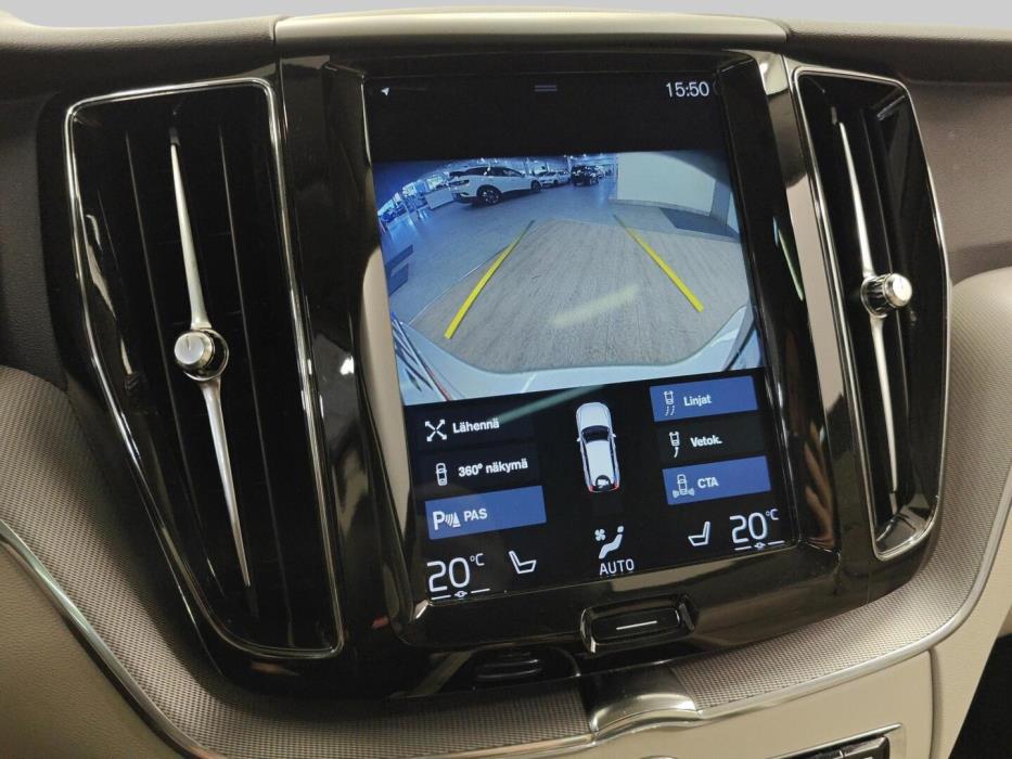 VOLVO XC60 2018
