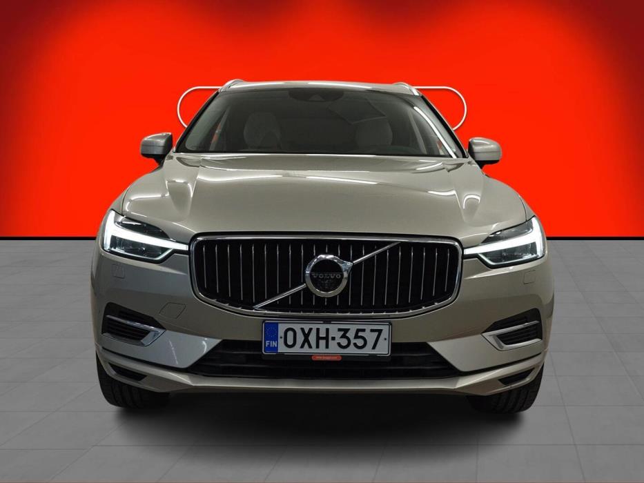 VOLVO XC60 2018