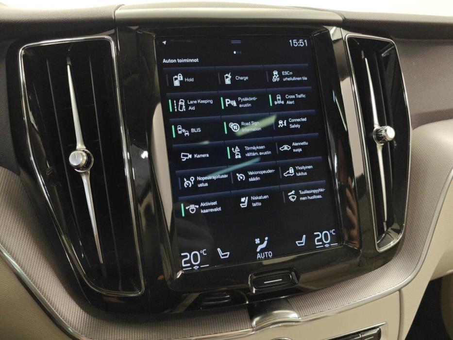 VOLVO XC60 2018
