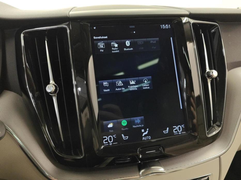 VOLVO XC60 2018