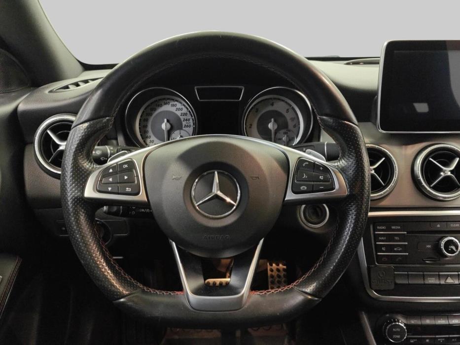 MERCEDES-BENZ CLA 2016