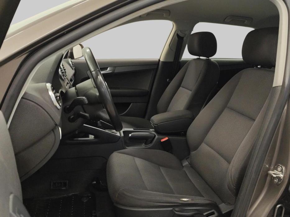 AUDI A3 2011