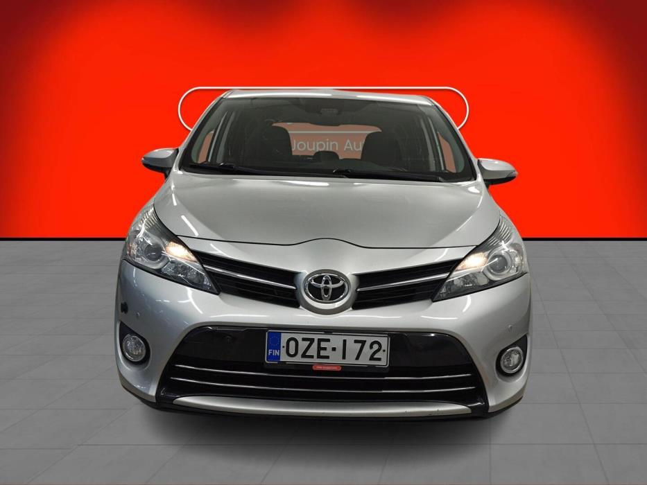 TOYOTA Verso 2017