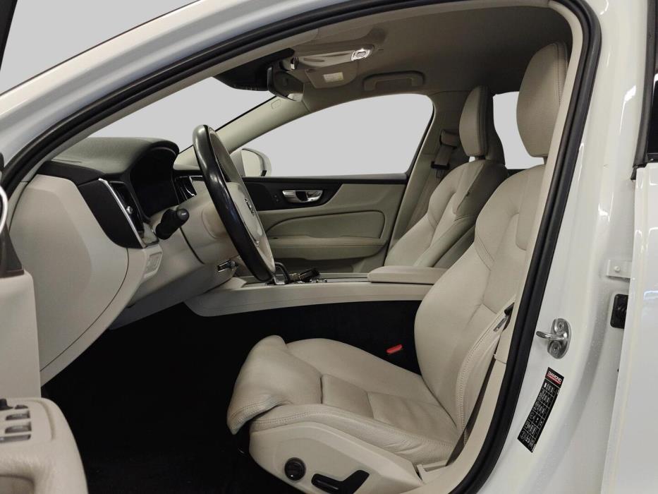VOLVO V60 Cross Country 2022