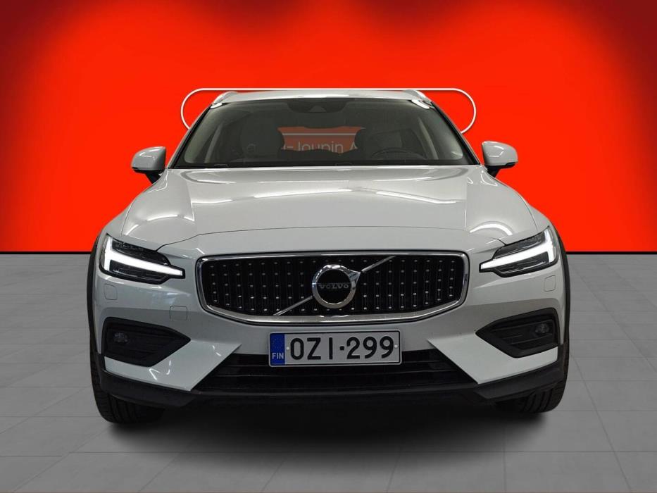 VOLVO V60 Cross Country 2022