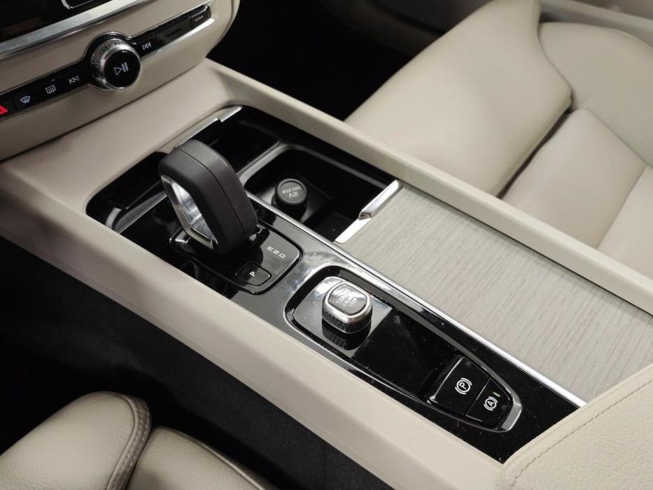 VOLVO V60 Cross Country 2022