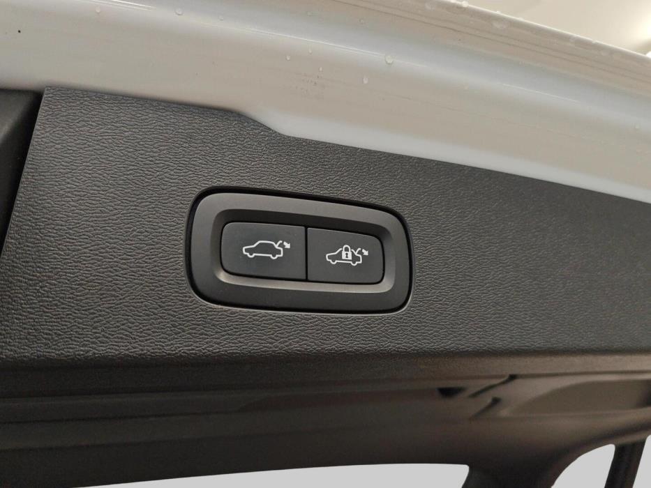 VOLVO V60 Cross Country 2022