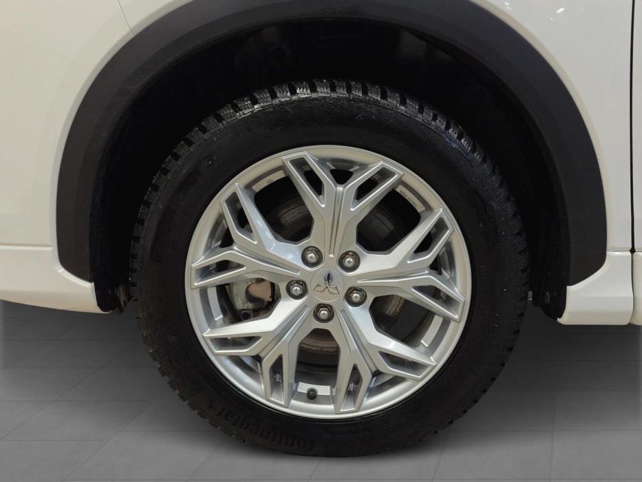 MITSUBISHI Eclipse Cross 2023