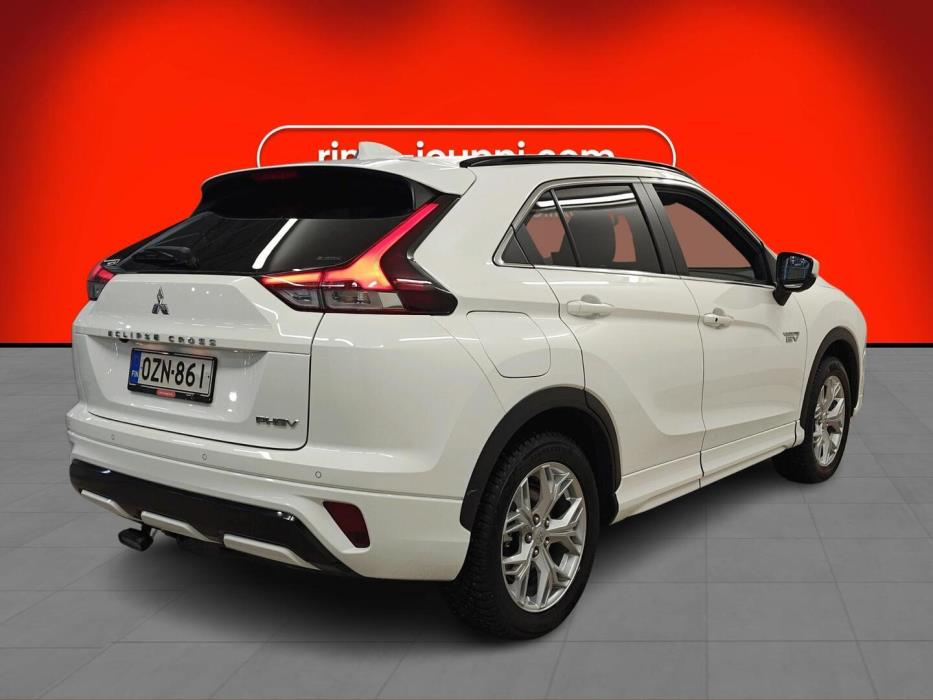 MITSUBISHI Eclipse Cross 2023