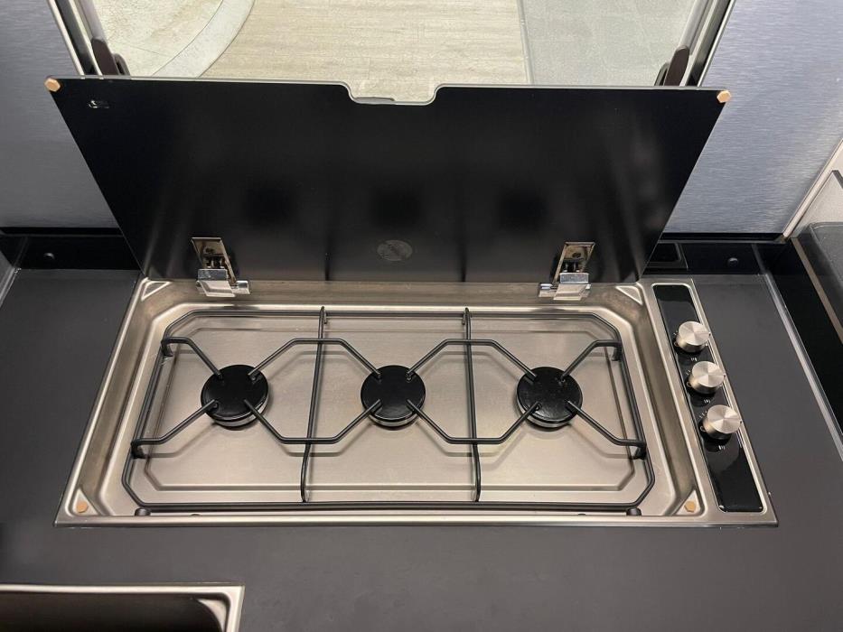 ADRIA MATRIX MB 670SL 2023