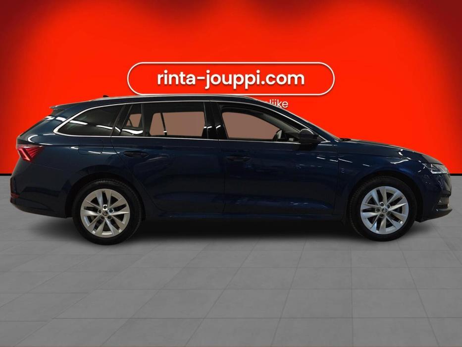 SKODA Octavia 2023