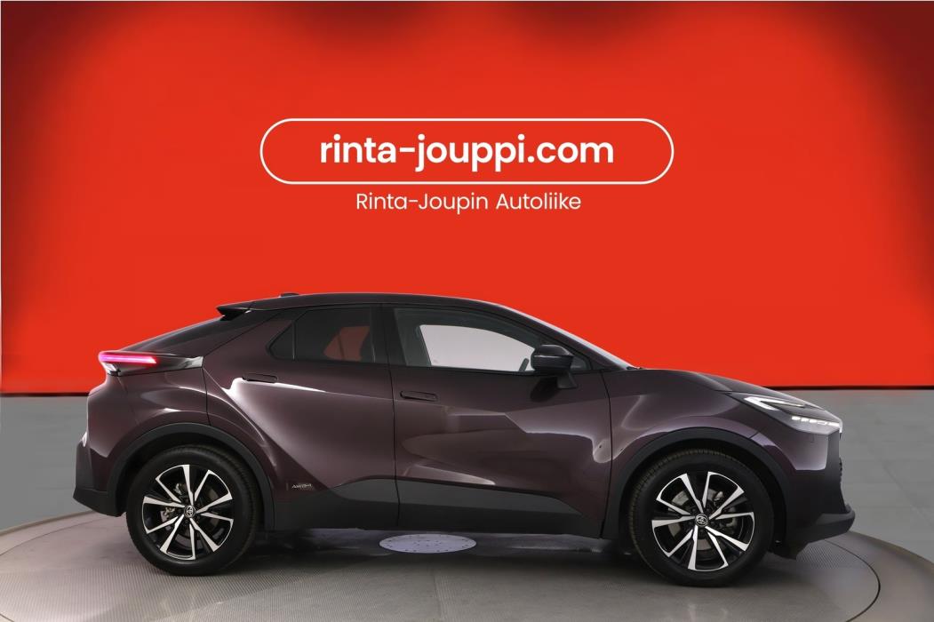 TOYOTA C-HR 2024