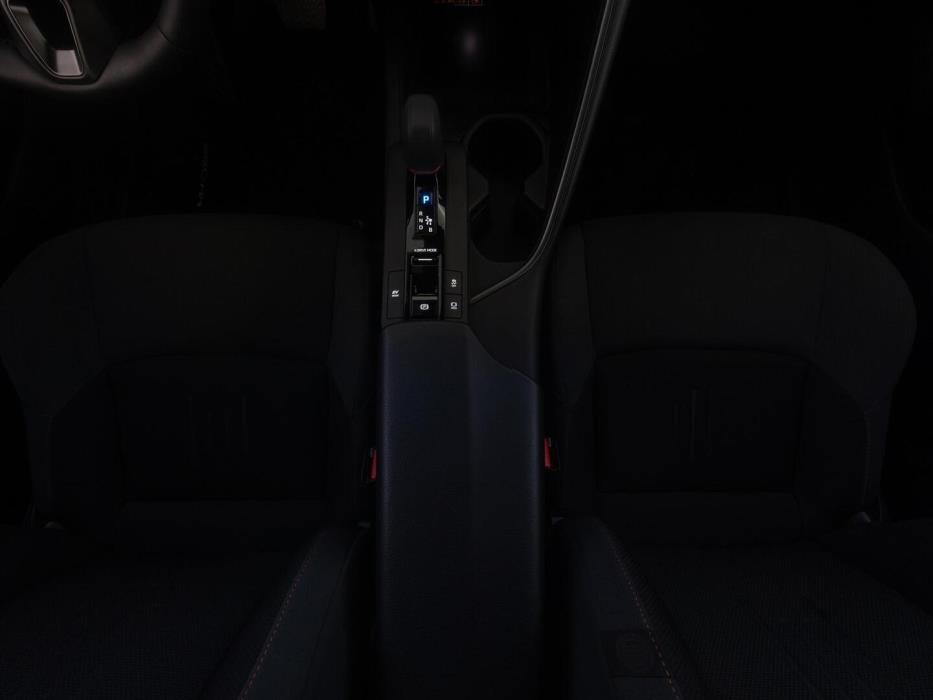TOYOTA C-HR 2024