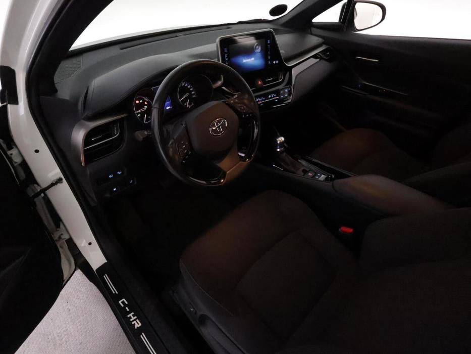 TOYOTA C-HR 2019