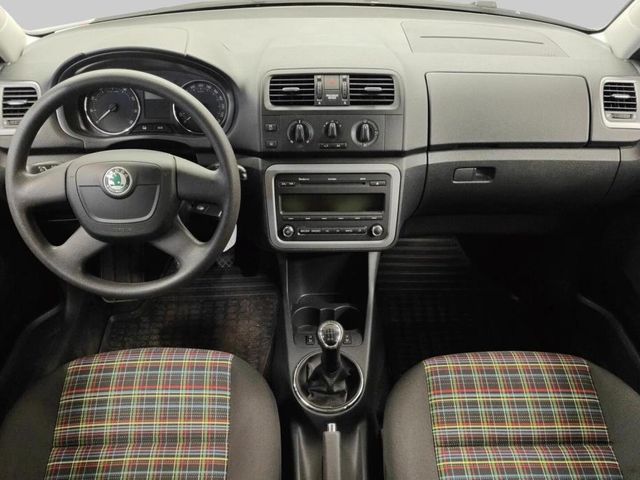 SKODA Fabia 2013