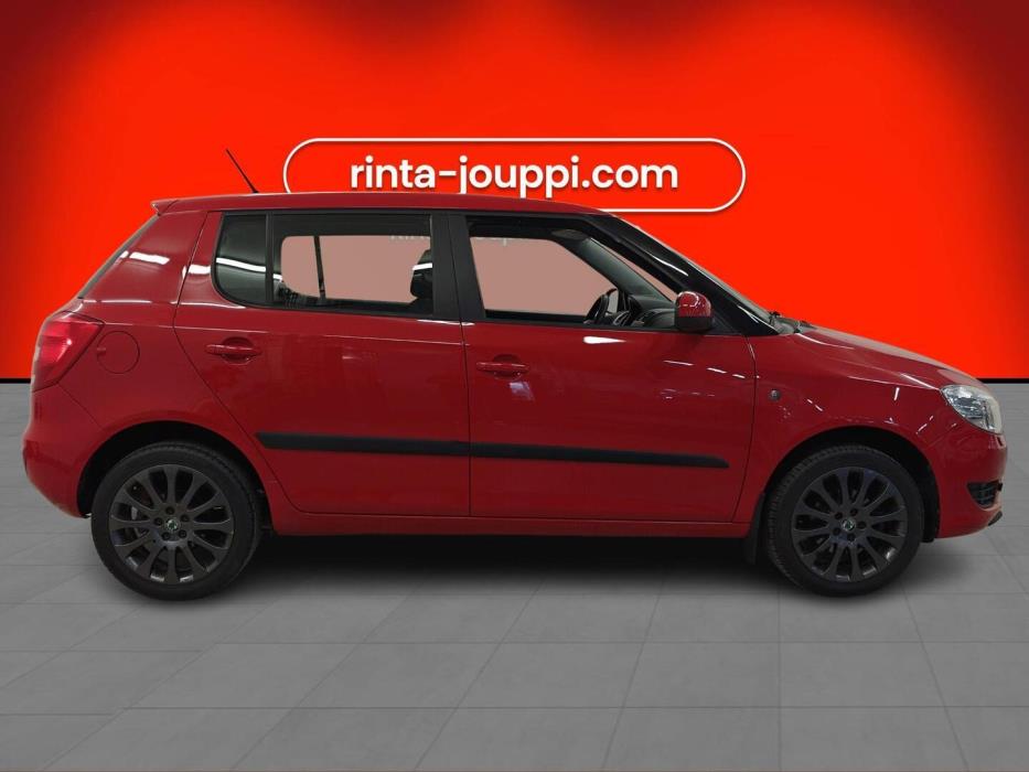 SKODA Fabia 2013