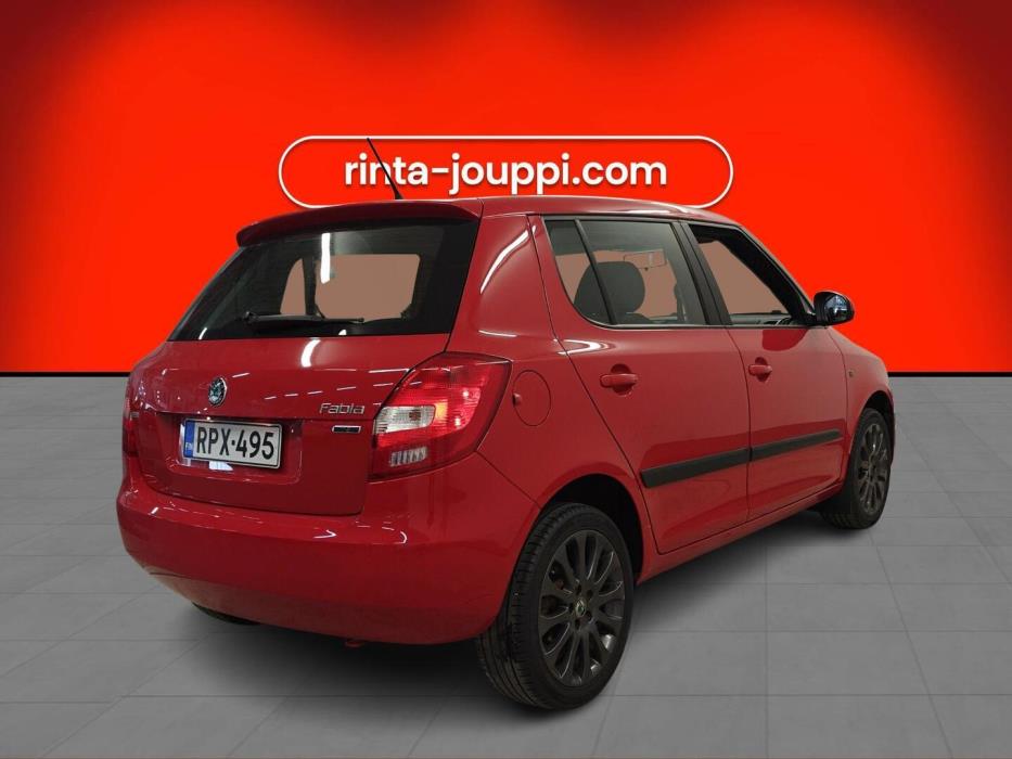SKODA Fabia 2013