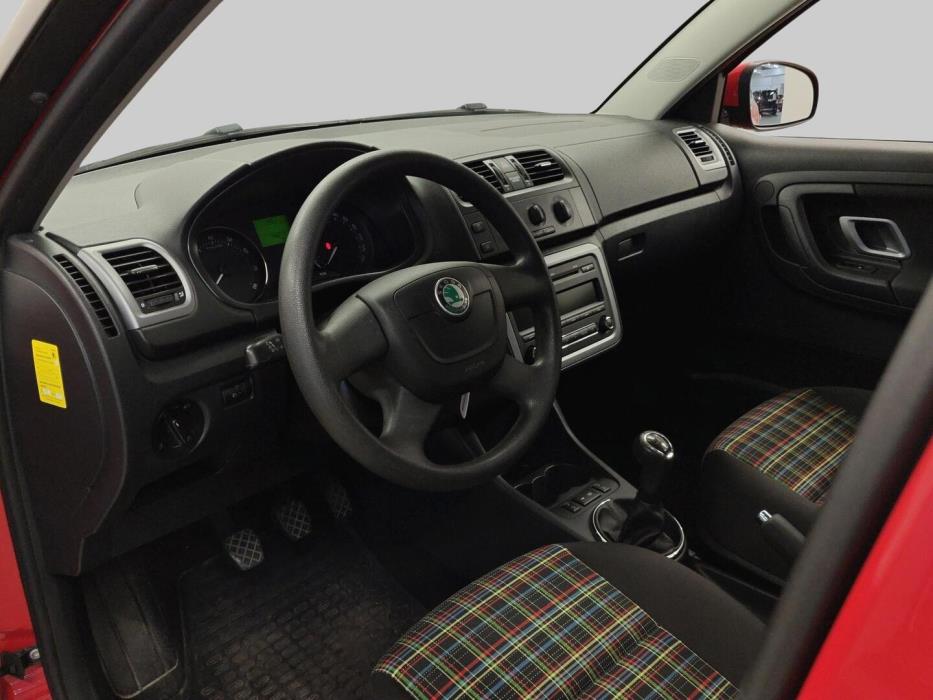 SKODA Fabia 2013
