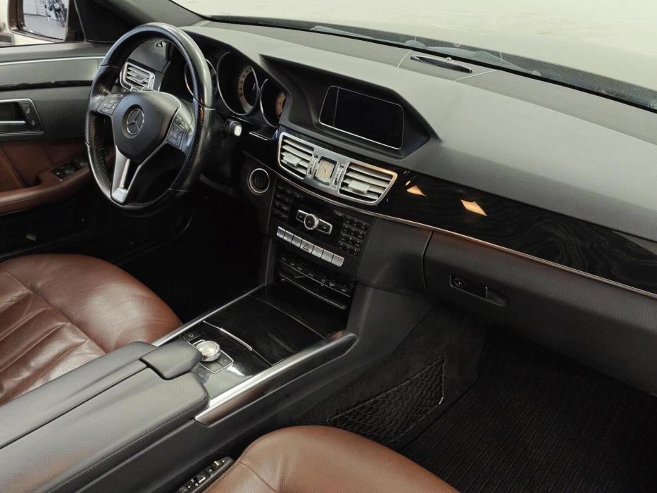 MERCEDES-BENZ E 2013