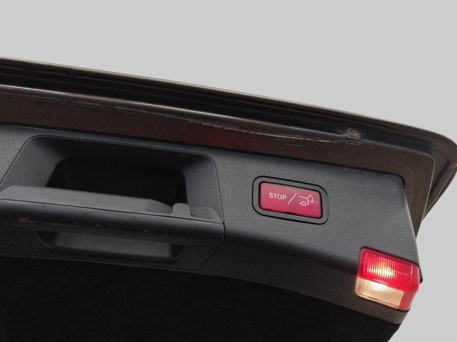 MERCEDES-BENZ E 2013