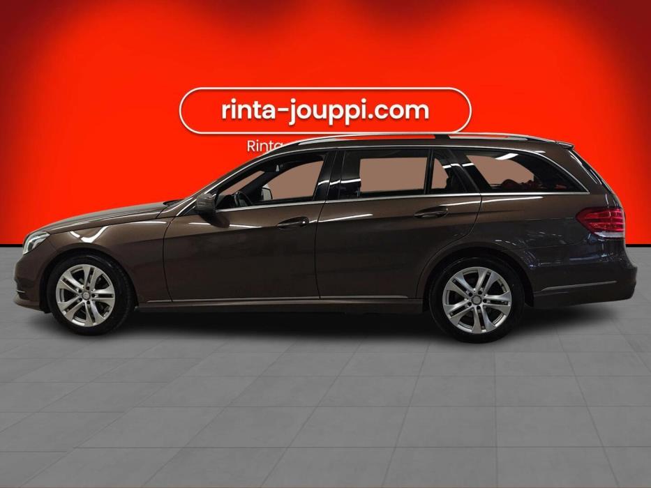 MERCEDES-BENZ E 2013