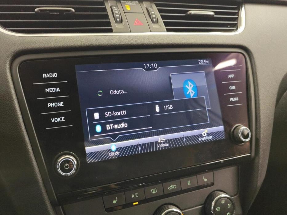 SKODA OCTAVIA 2019