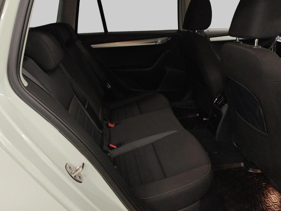 SKODA OCTAVIA 2019