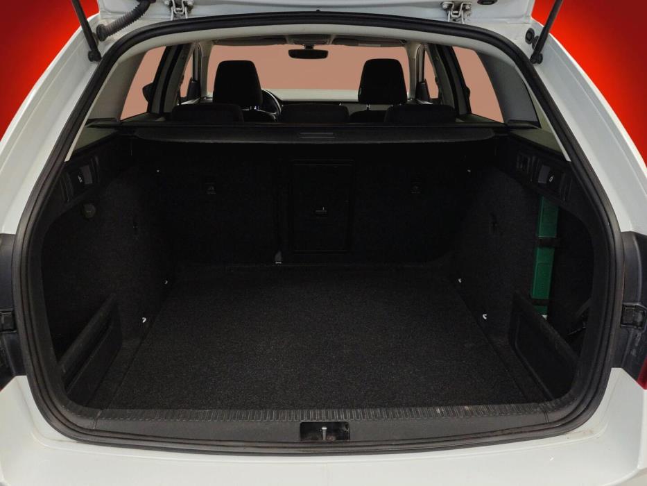 SKODA OCTAVIA 2019