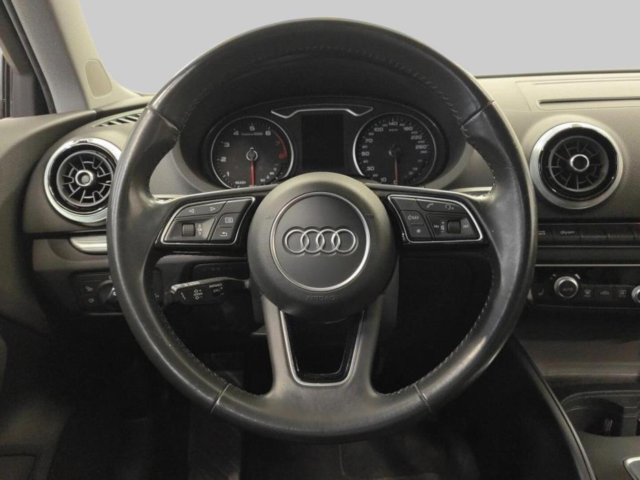 AUDI A3 2019