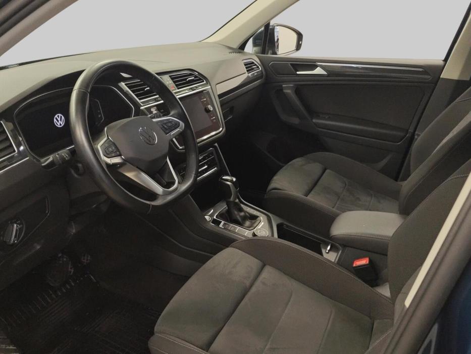 VOLKSWAGEN Tiguan 2021