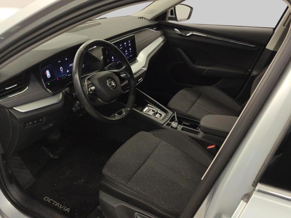 SKODA Octavia 2023