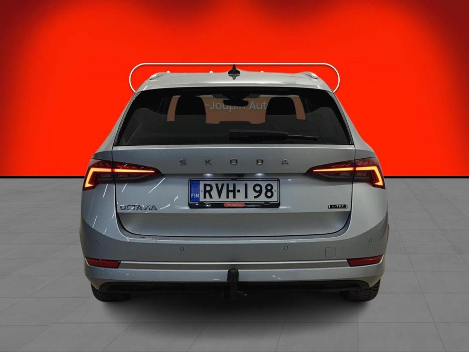 SKODA Octavia 2023