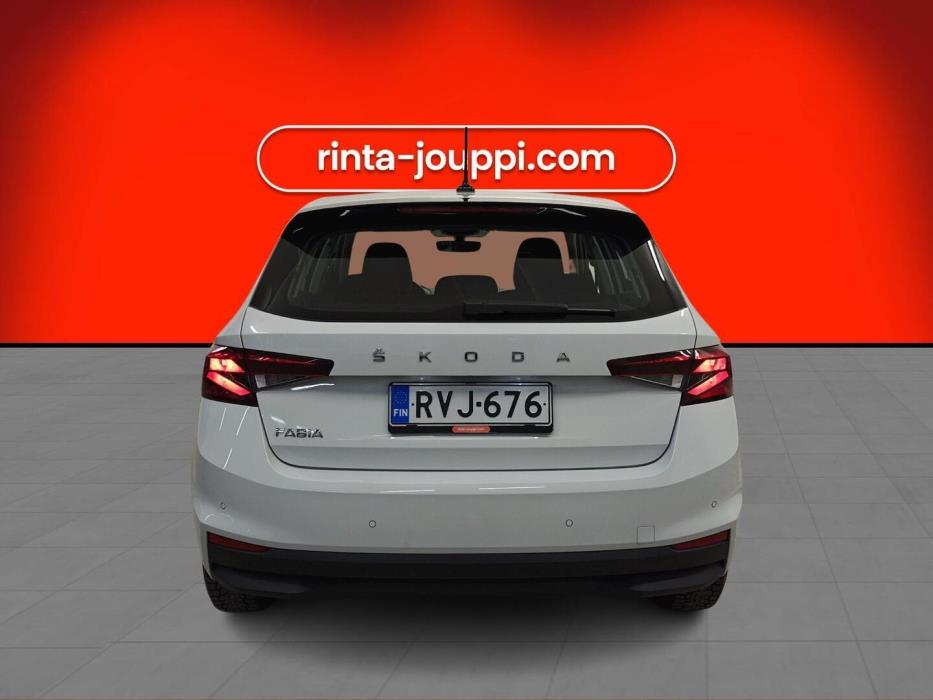 SKODA Fabia 2023