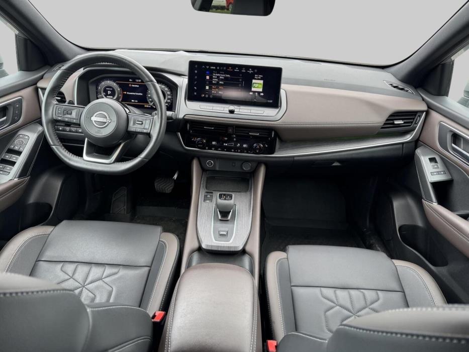 NISSAN Qashqai 2025