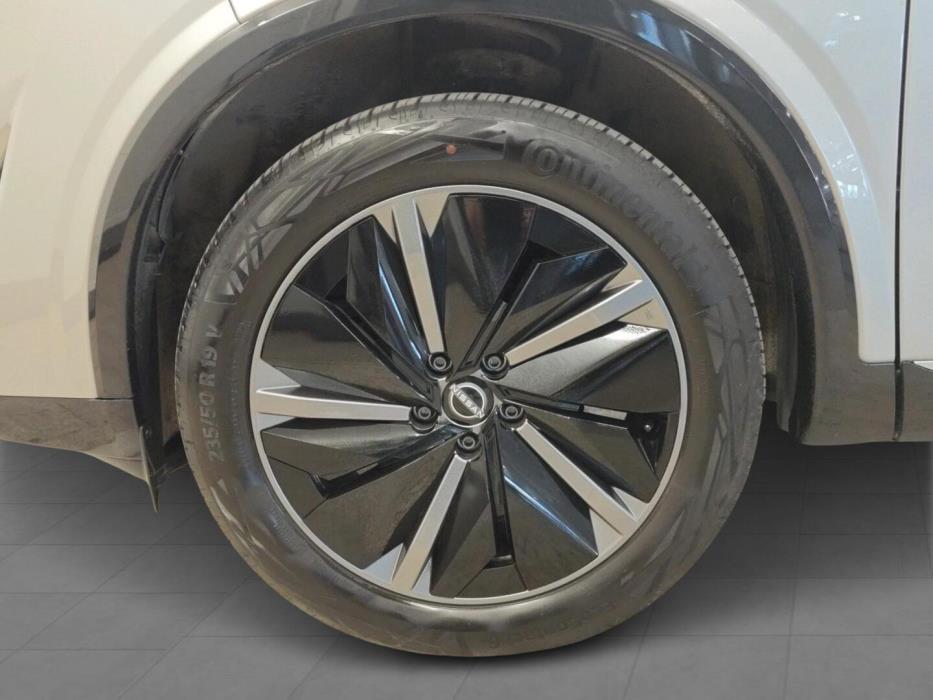 NISSAN Qashqai 2025