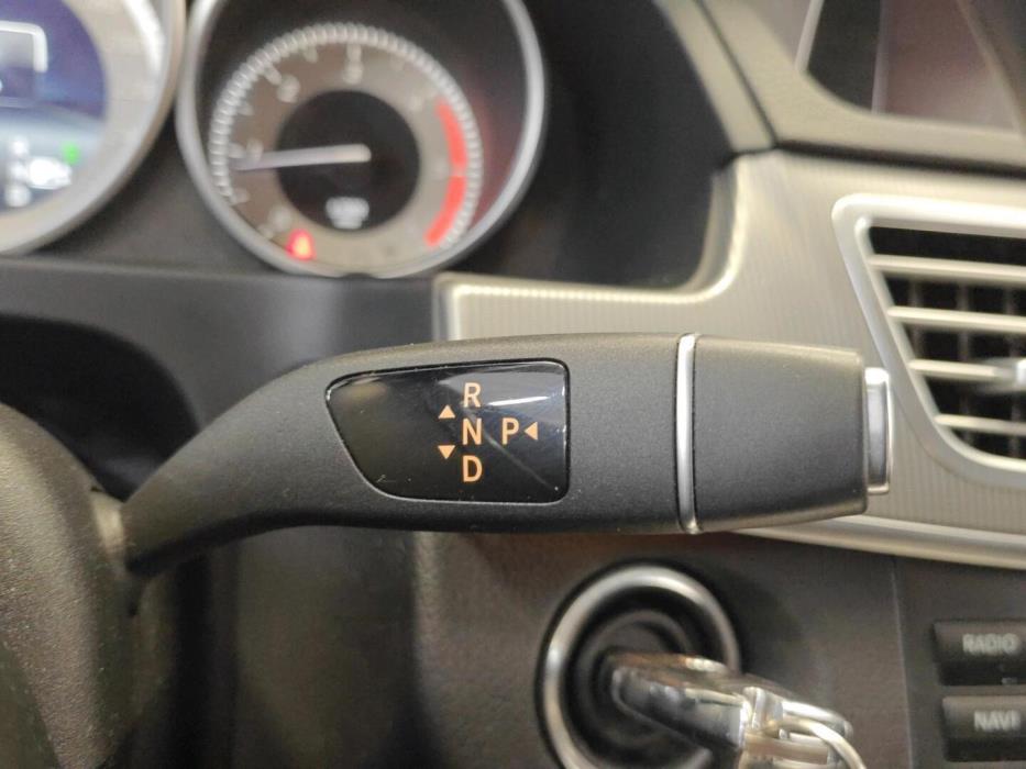 MERCEDES-BENZ E 2015