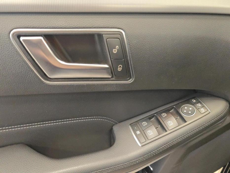 MERCEDES-BENZ E 2015