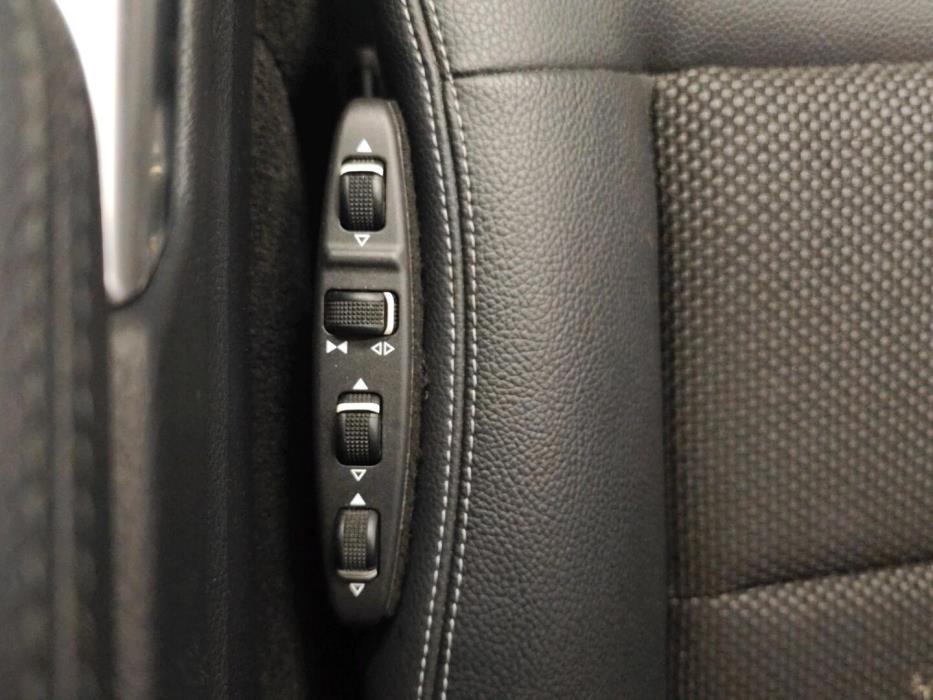 MERCEDES-BENZ E 2015