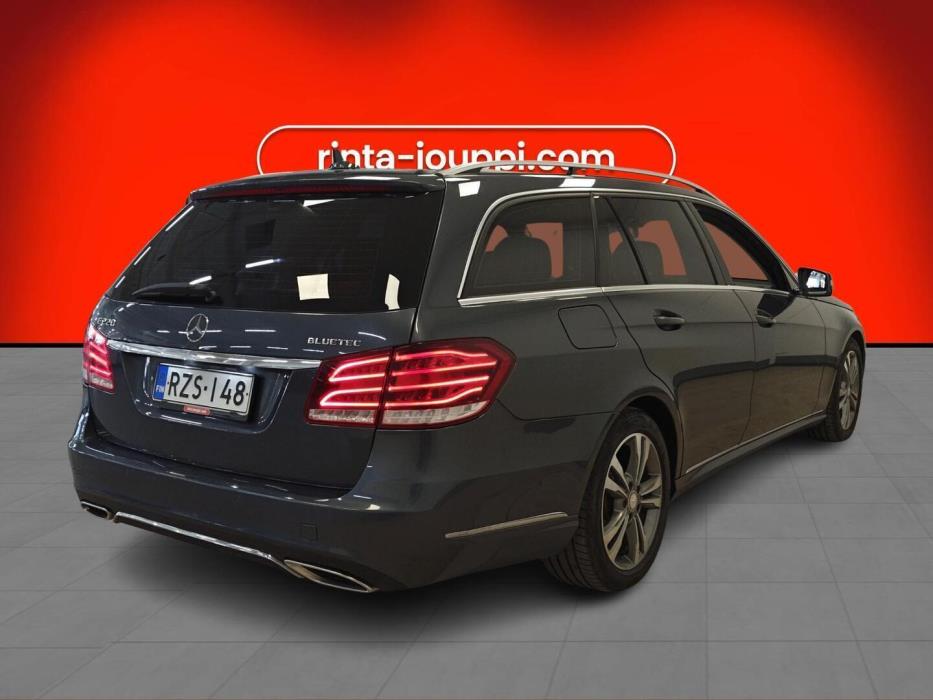 MERCEDES-BENZ E 2015