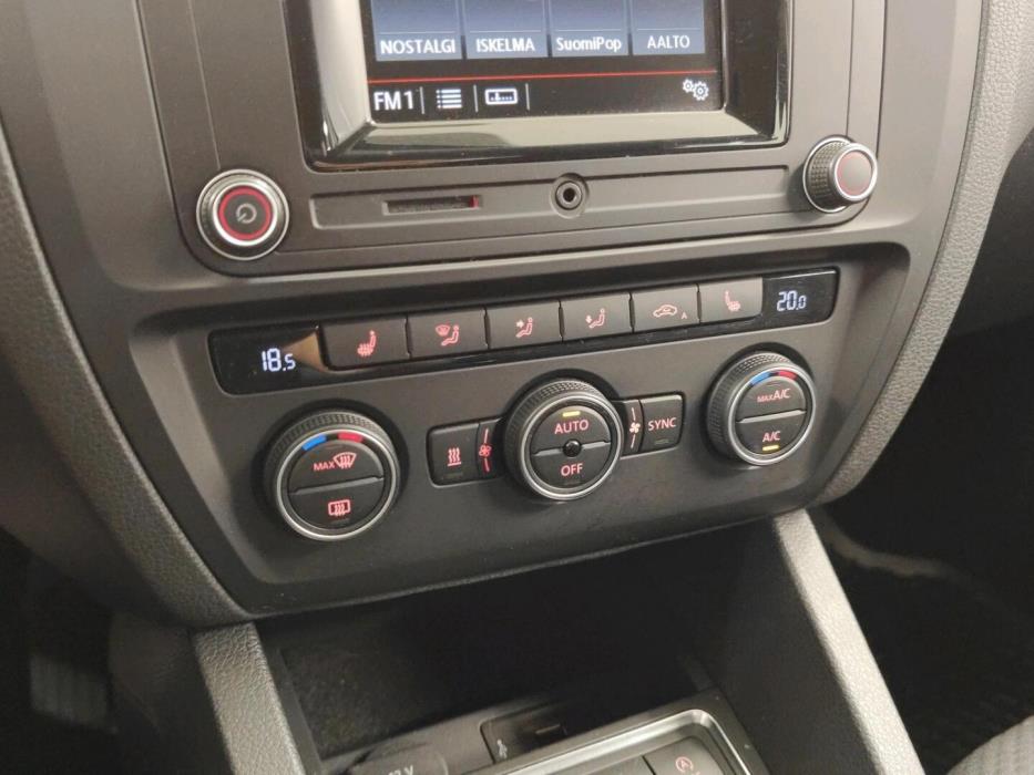 VOLKSWAGEN Jetta 2017