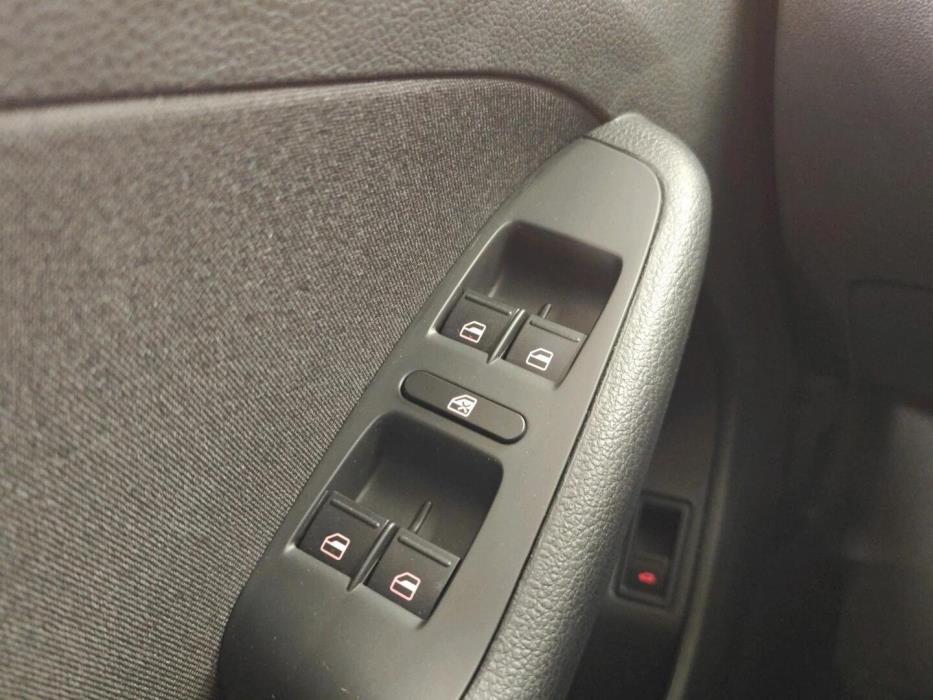 VOLKSWAGEN Jetta 2017
